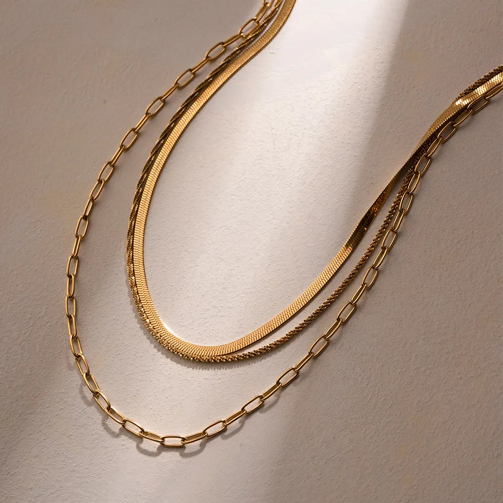 MEGAN CHAIN LAYERED NECKLACE