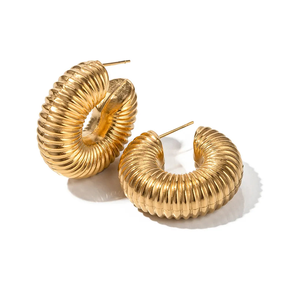 NATA CHUNCKY EARRINGS AND CUFF