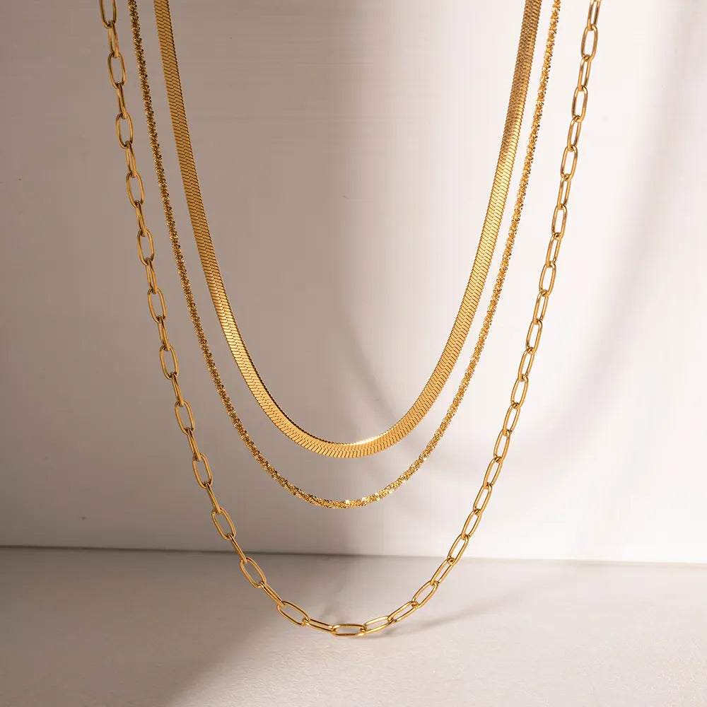 MEGAN CHAIN LAYERED NECKLACE